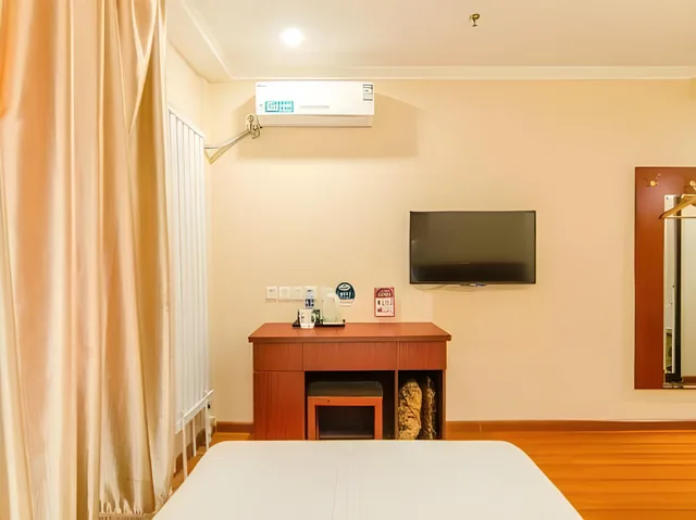 Single Room No Window، GreenTree Inn Liaoning Dalian Railway Station South Shengli Square Express Hotel 2/2
