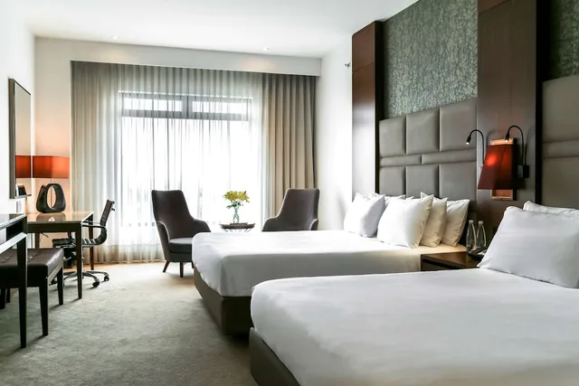 Family, Twin Beds, with View, NH Collection Bogota Teleport Royal 3/5