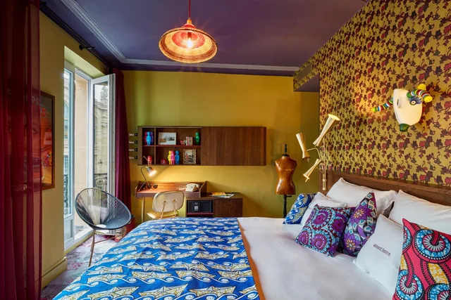 Plus, Double Bed, Large، 25hours Hotel Paris Terminus Nord 3/7