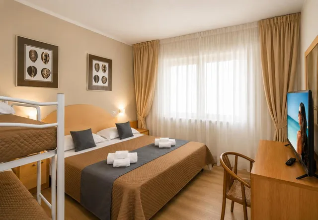غرفة قياسية رباعية، Hotel Stella D'italia 3/10