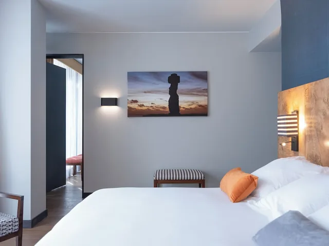 جناح ديلوكس بسرير كينج، Debaines Hotel Santiago, an SLH Hotel 2/3