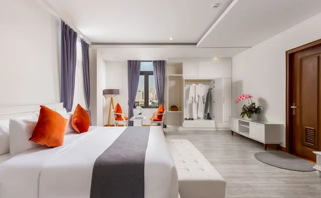 Cocoon, Suite, King Bed, Balcony، Jaya Suites Hotel 1/2