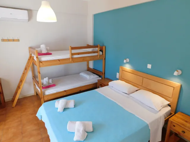 غرفة عائلية بإطلالة على البحر بشرفة، Perdika Mare Guesthouse 2/3