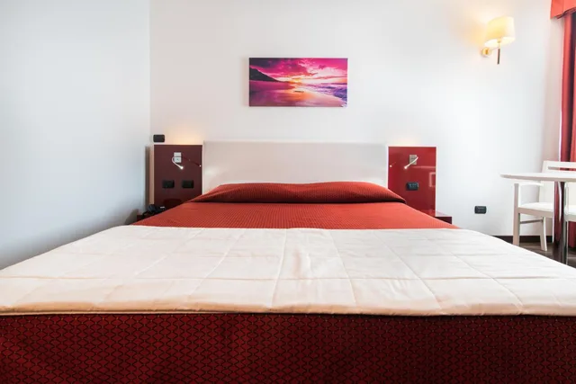 Room, Double Bed, Hotel Mediterraneo 3/10