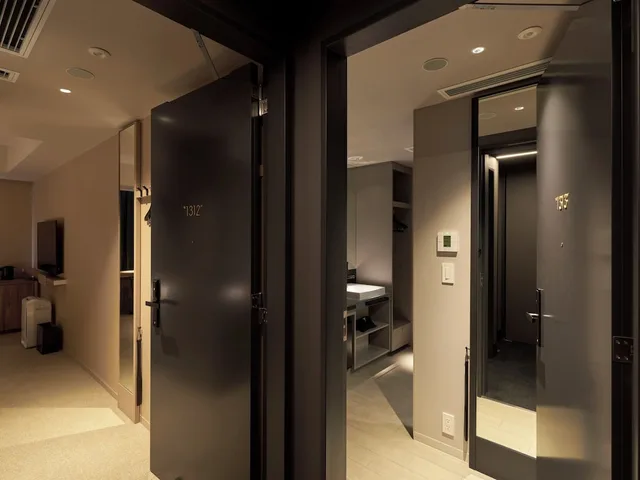 Adjoining, Double and Twin Beds، Cross Life Hakata Tenjin 4/5