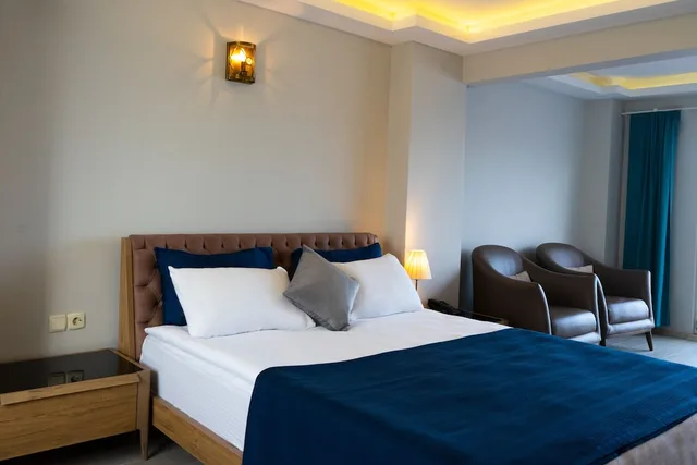 غرفة قياسية بسرير مزدوج بإطلالة على البحر بغرفة نوم واحدة، Sinop Mola Hotel 1/10