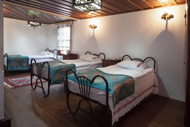 Economy, Quadruple, 4 Beds, Private Bathroom, Courtyard Area، Lal Hotel Bursa 1/1