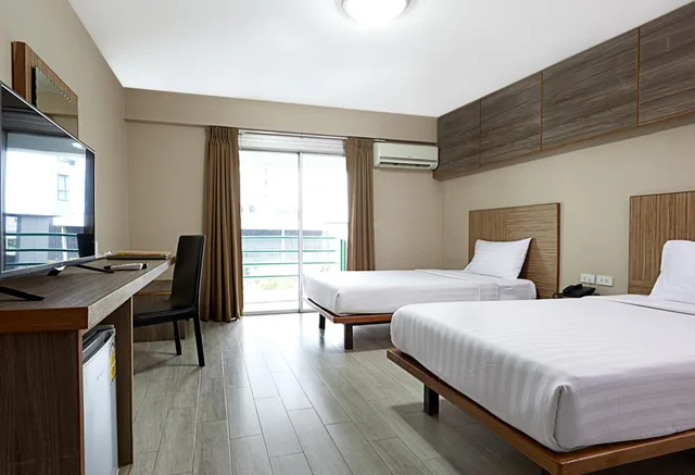 غرفة ديلوكس بسريرين منفصلين، Watana Hotel Bangkok 6/10