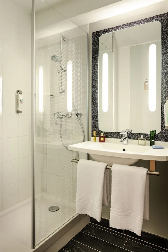غرفة كومفورت بسرير مزدوج، Ibis Geneve Centre Lac 4/5