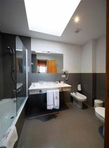 شقة، Hotel Colon Tuy 4/4
