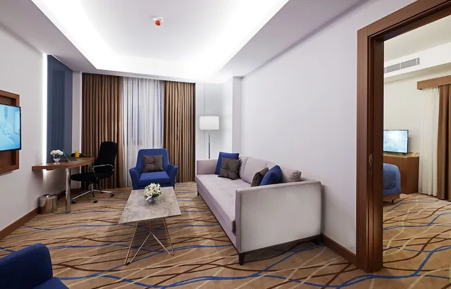 French, Suite, King Bed, 2 Murphy Beds، Dedeman Kayseri 3/6