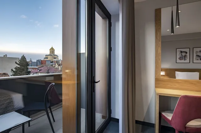 غرفة سوبيريور بسريرين منفصلين، Clocks Hotel Tbilisi 5/5
