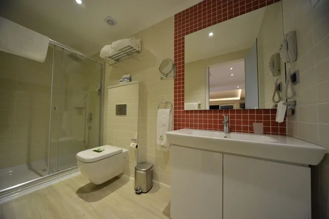 غرفة كبيرة بسرير مزدوج بشرفة، Orka Boutique Hotel 5/6
