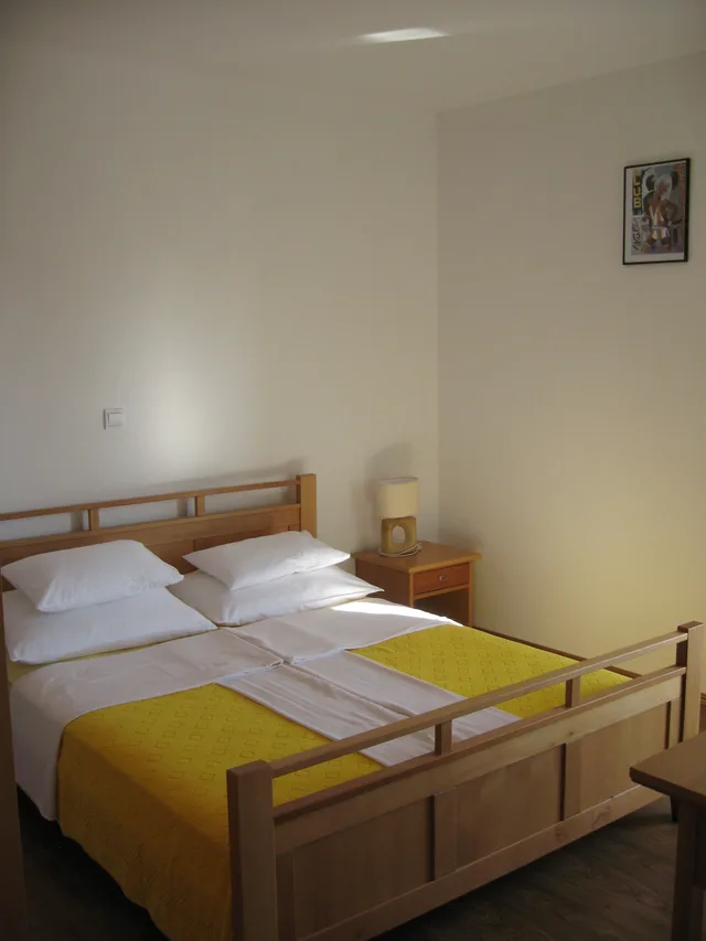 شقة بسرير مزدوج وسريرين منفصلين بإطلالة على البحر بغرفتي نوم، Apartments Djurasevic 1/1