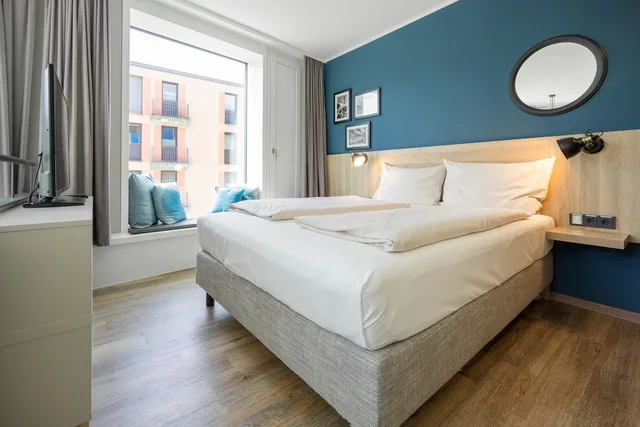 Superior, King Bed, HARBR. hotel Konstanz 1/7
