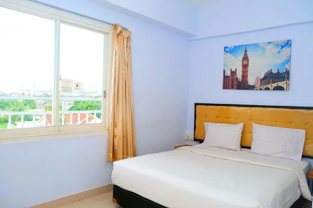 غرفة ديلوكس بسرير مزدوج، De La Charis Hotel by Waringin Hospitality 1/5