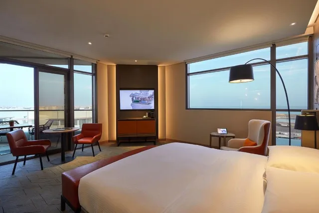 Grand Deluxe Room Community View، Mysk Al Mouj Hotel 1/2