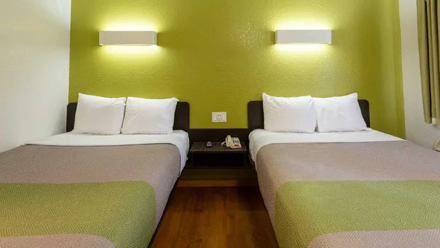 غرفة رباعية بسريرين مزدوجين، Motel6 Camp Springs, DC - South Camp Springs 3/5