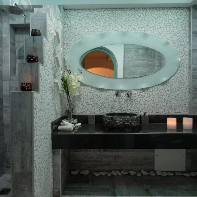 Suite, Hot Tub, Anastasia Princess - Adults Only 7/10