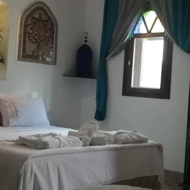 غرفة ثلاثية، Pasta Plaza Hotel 8/10