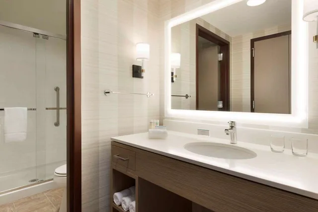 Studio, Suite, King Bed, City View, Homewood Suites by Hilton Chicago West Loop Fulton Market Area 2/4
