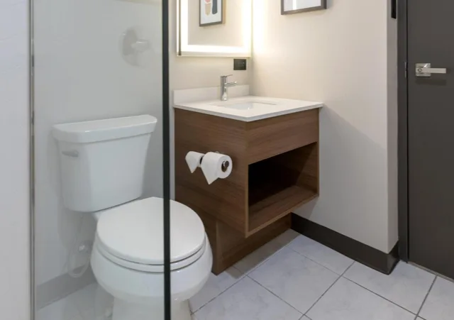 Feature, Suite, King Bed، Hotel St Jean 9/9