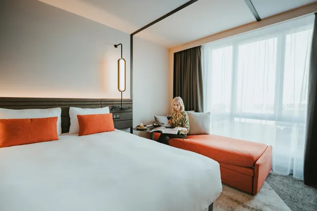 غرفة كلاسيكية بسرير مزدوج مع أريكة، NOVOTEL LENS NOYELLES 6/10