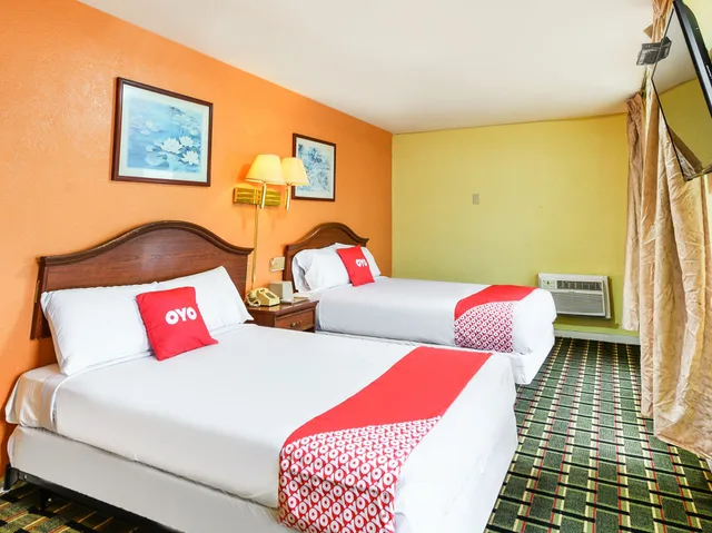 2 Full Bed، OYO Hotel Downtown Peoria I-74 10/10