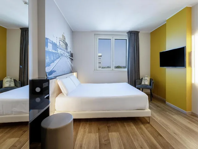 غرفة بسرير كوين، B&B Hotel Roma Fiumicino Aeroporto Fiera 1 1/10