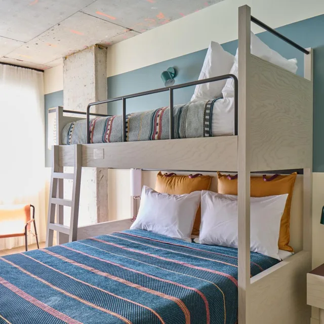 غرفة رباعية، Moxy Charleston Downtown 1/4