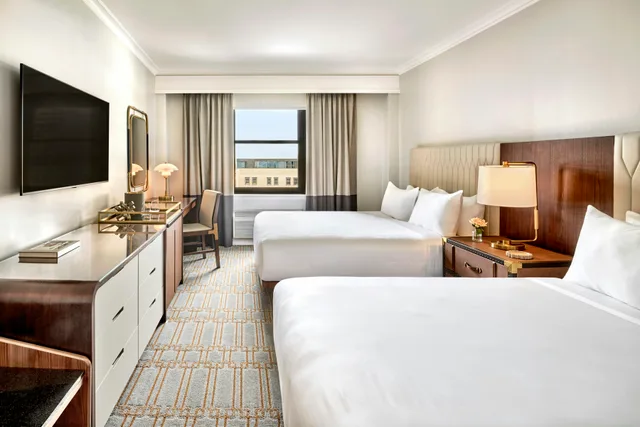 غرفة ديلوكس بسريرين كوين لذوي الإعاقة، OMNI PARKER HOUSE 1/2