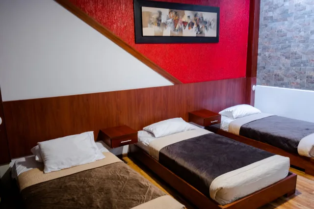 Room, Quadruple, 1 Double and 3 Single Beds، Santiago de Compostella 2/10