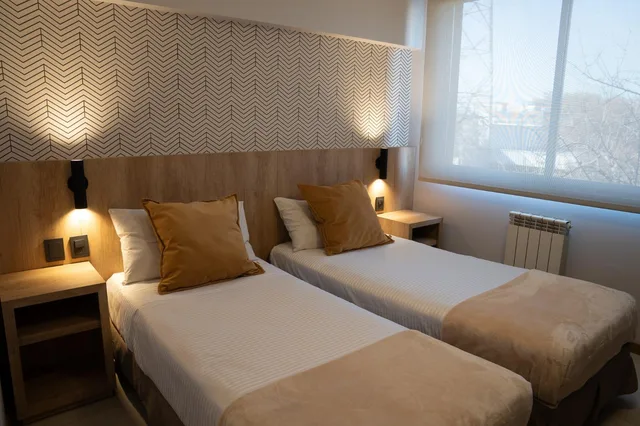 غرفة قياسية ثلاثية، Urbana Class Hotel 1/4