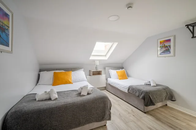 غرفة عائلية بسرير مزدوج وسرير فردي، Chamberlain House 1/8