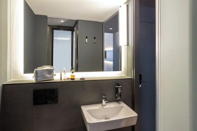 غرفة قياسية بسريرين منفصلين، Ibis Madrid Norte Las Tablas 4/5