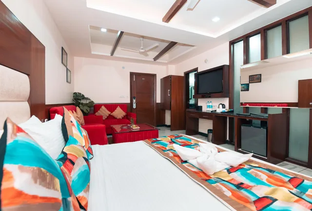 جناح بسريرين كينج، The Fern Residency Katra 1/1