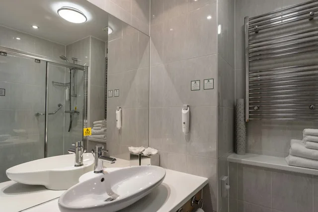 غرفة بسرير مزدوج، HOLIDAY INN BIRMINGHAM NORTH - CANNOCK 10/10