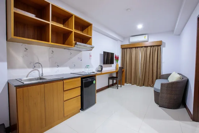 Junior Suite, King Bed, Huen Jao Ban Hotel 5/7
