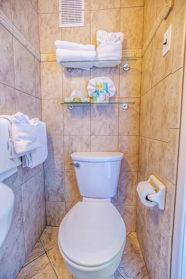 استوديو أساسي بسرير كينج مع أريكة بمطبخ صغير، Paradise Ocean Front Resort 4/6