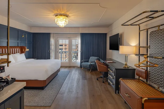 غرفة تقليدية بسرير كينج لذوي الإعاقة، The Publisher, Fredericksburg, a Tribute Portfolio Hotel 1/3