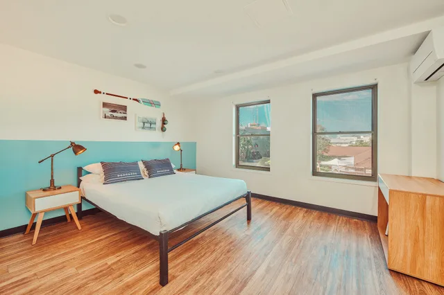 Room, Queen Bed, Shared Bathroom, The Surf House 2/10
