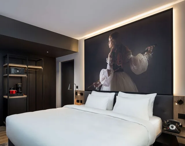 غرفة قياسية بسرير كوين، Radisson RED Hotel, Liverpool 1/6