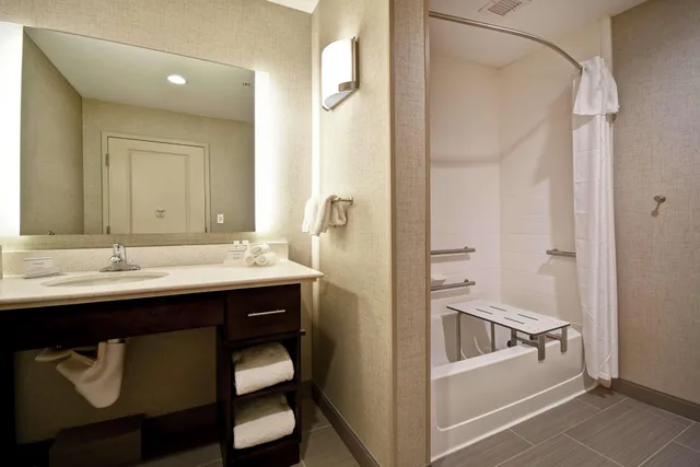 جناح بسرير كينج، Homewood Suites By Hilton Novi Detroit 3/3