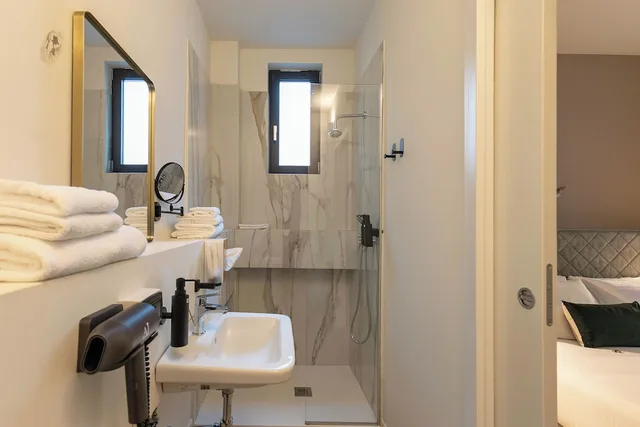 Design, Duplex, Queen Bed, Garden View, Sofa، Aiello Hotels - Aparthotel Citylife 4/6