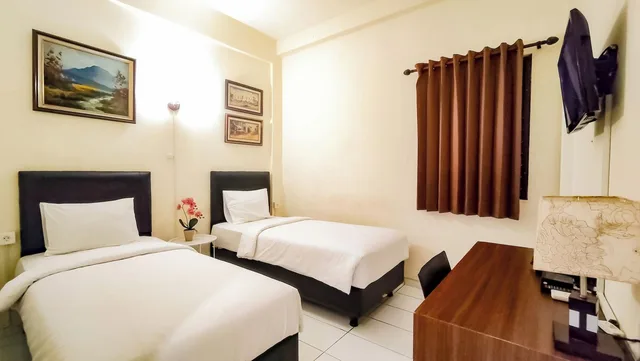 Superior, Double and Twin Beds, Grace Setia Hotel 1/1