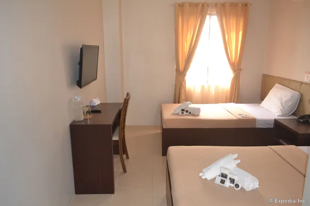 غرفة قياسية بسريرين منفصلين، Columbus Plaza Hotel 2/6