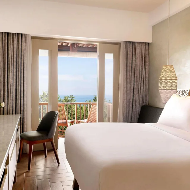 غرفة ديلوكس بسرير كينج بإطلالة على البحر، Mercure Kuta Bali 1/10