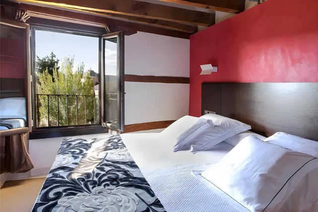 Deluxe, King Bed, Pintor El Greco 2/3