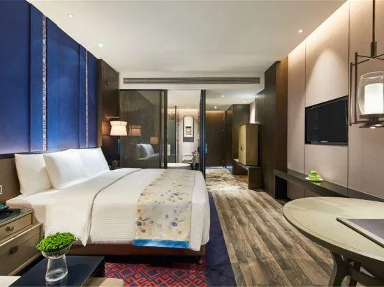 Nightscape, Prime, Executive, King Bed, River View, Balcony، Wanda Realm Resort Nanning 3/3