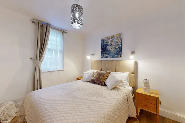 شقة فاخرة بسرير كينج بحمام خاص مع أريكة، Park Lane Apartments/Clarges Street 3/10